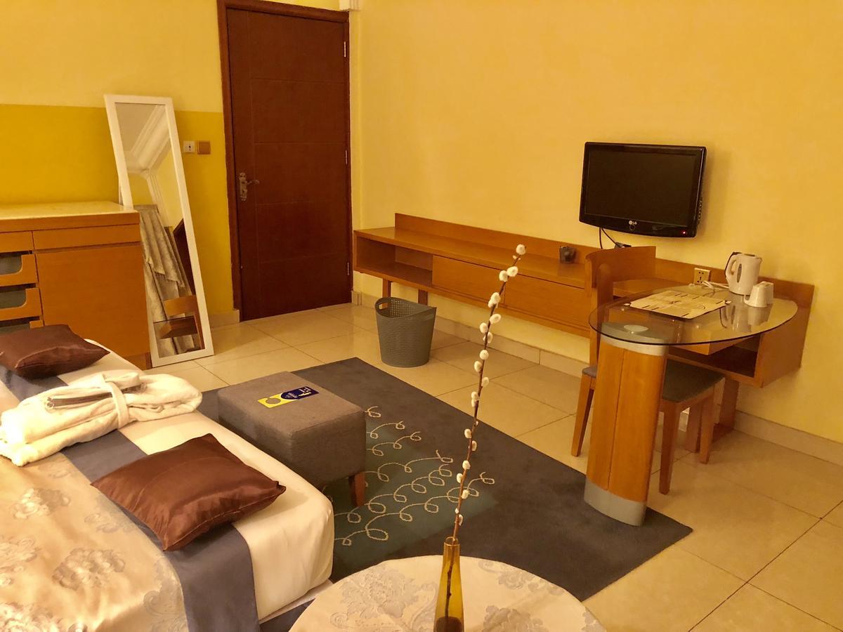Hotel Riviera برازافيل المظهر الخارجي الصورة