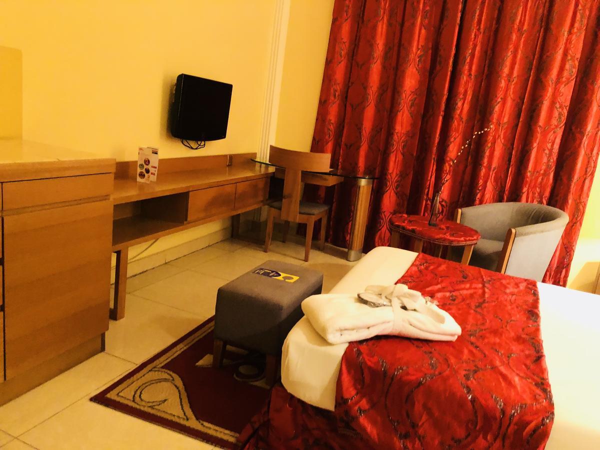 Hotel Riviera برازافيل المظهر الخارجي الصورة